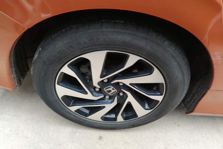 Used Honda Civic 2016 220TURBO CVT Luxury Edition
