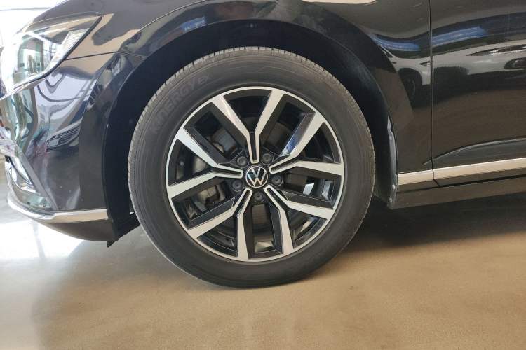 Used Volkswagen Magotan 2020 330TSI DSG Leading Model Exterior 4