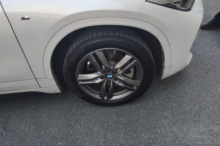 Used BMW X2 2023 sDrive25i M Sport Night Edition Right Front Wheel Hub