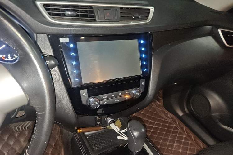 Used Nissan X-Trail 2014 2.0L CVT Comfort Edition 2WD
