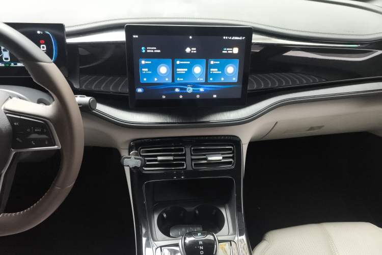 Used BYD Qin PLUS 2024 HONOR Edition DM-i 55KM Leading Model
