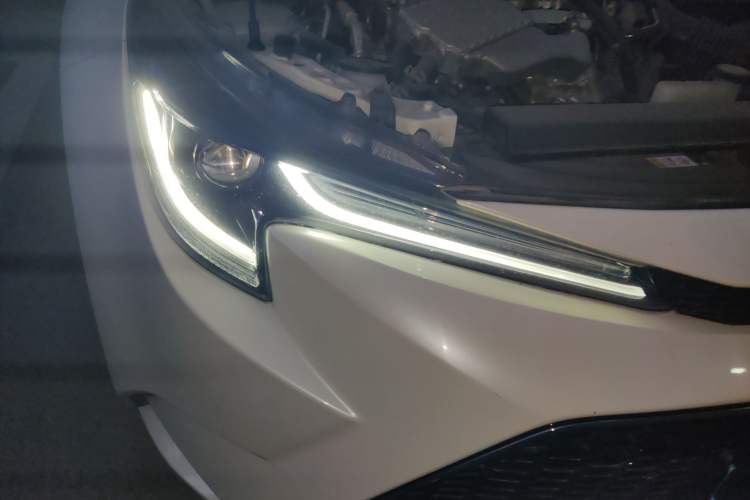 Used Toyota Levin 2019 185T CVT Sport Edition China VI Standard Right Front Headlight