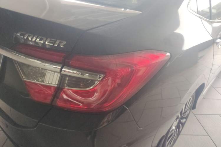 Used Honda Crider 2013 1.8L automatic luxury edition