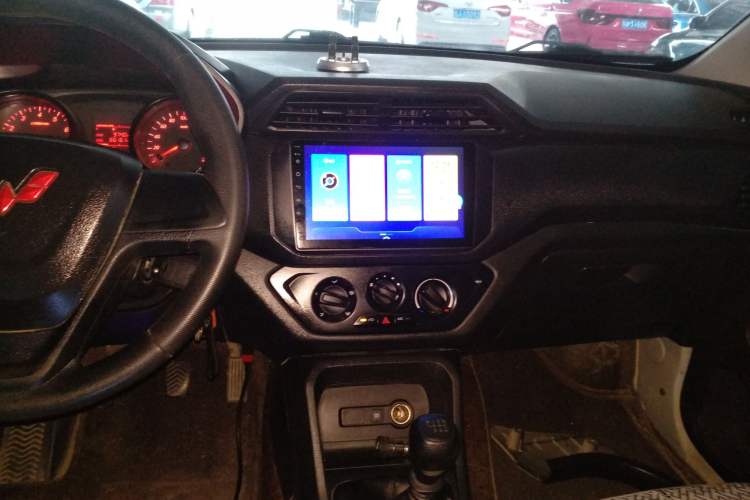 Used Wuling Hongguang 2021 1.5L Revised S Base Version with Electric Power Steering LAR