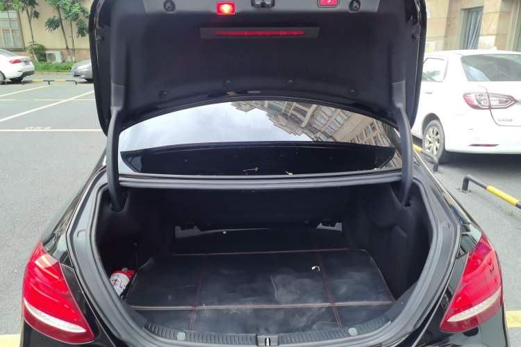 Used Mercedes-Benz E-Class 2017 E 300 Sport Edition Trunk