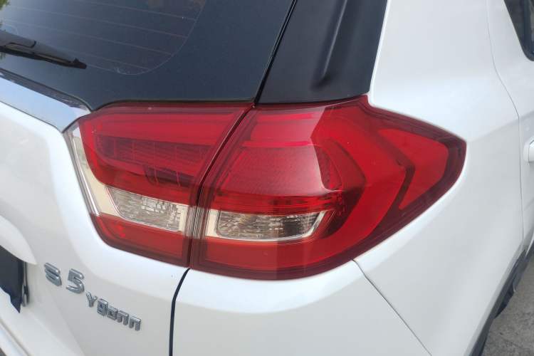 Used Haima S5 Youth Edition 2018 1.6L Manual Elite Model Right Rear Taillight