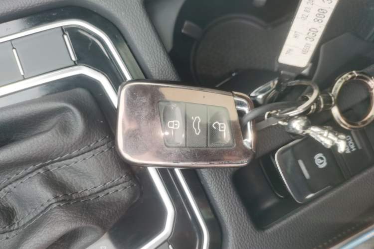 Used Volkswagen Magotan 2023 2 Million Units Commemorative Edition 330TSI DSG Luxury Version