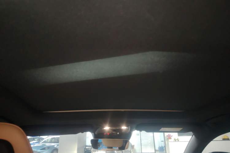 Used Volvo V90 2017 Cross Country T5 AWD Prestige Edition