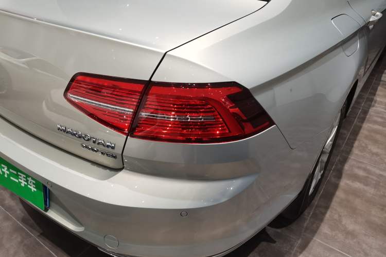 Used Volkswagen Magotan 2018 330TSI DSG Luxury Model