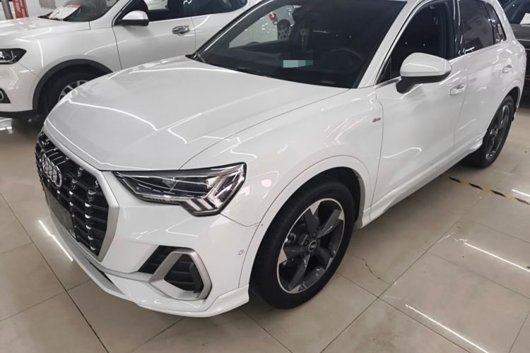 Used Audi Q3 2022 35 TFSI Fashion Dynamic Model
