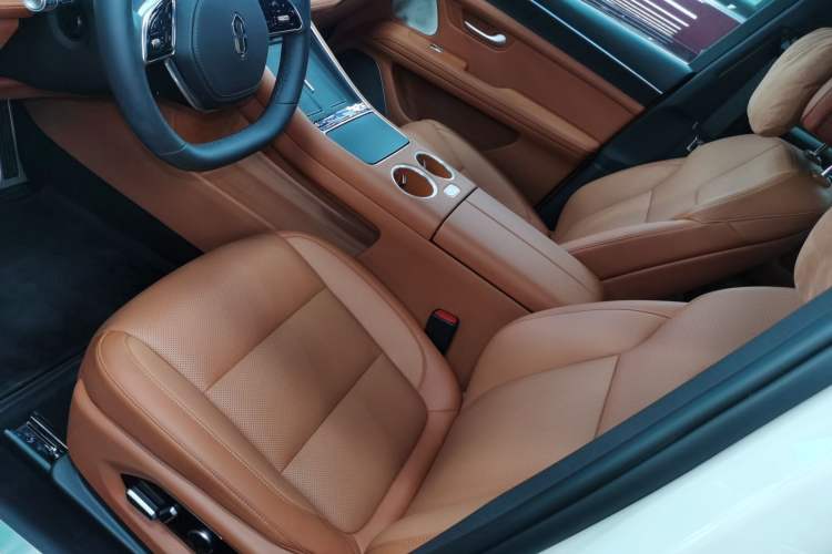 Used Hima AITO M5 2025 Extended-Range Ultra All-Wheel-Drive Version Left Front Seat