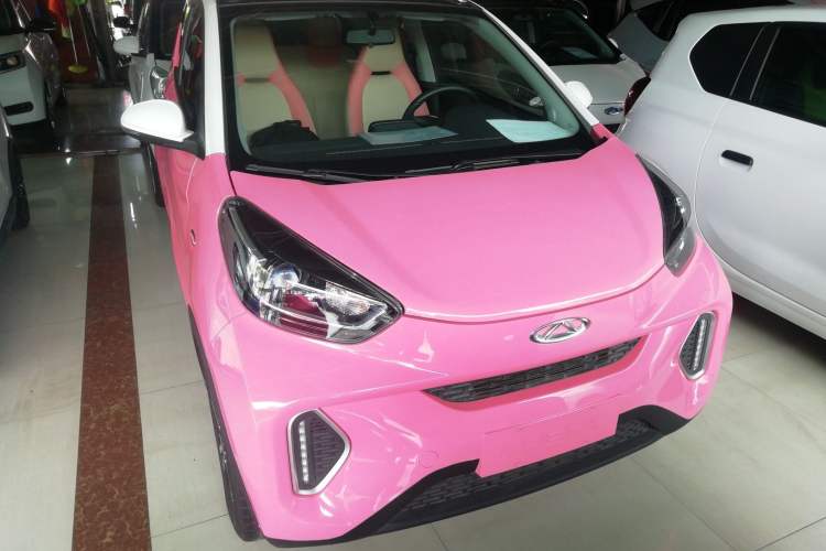 Used Chery New Energy Little Ant 2021 200 000 Yuan Ant Fan Edition Energized Version Lithium Iron Phosphate 301 km
