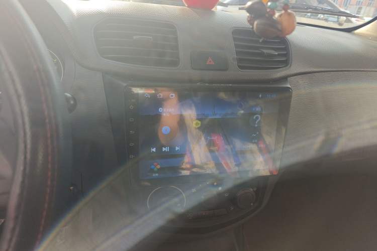 Used Wuling Hongguang 2019 1.5L S Basic Version China VI Standard LAR Audio And AC Panel