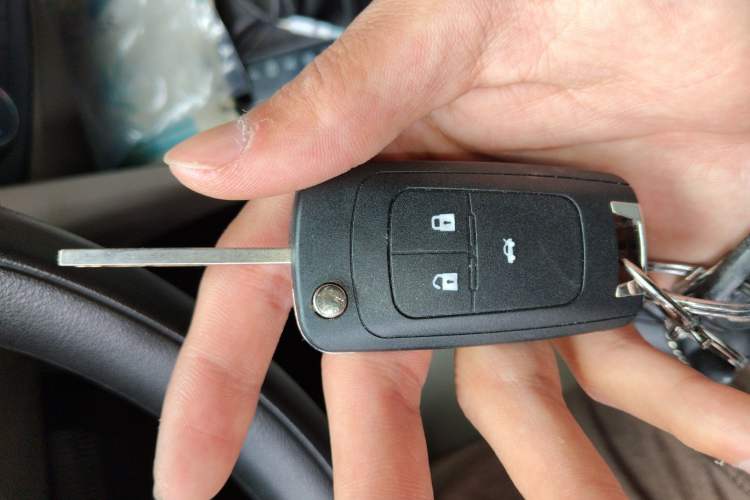 Used Buick GT 2016 15N Automatic Elite Edition Vehicle Key