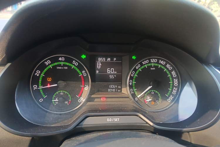 Used Skoda Octavia 2019 1.5L Automatic SmartDrive Comfort Edition China V Standard Instrument Cluster