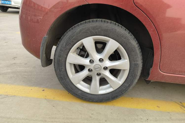 Used Nissan Tiida 2011 1.6L CVT Comfort Model