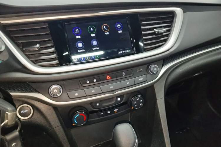 Used Buick GT 2021 Revised Version Flagship 1.5L Automatic Elite Edition Audio And AC Panel