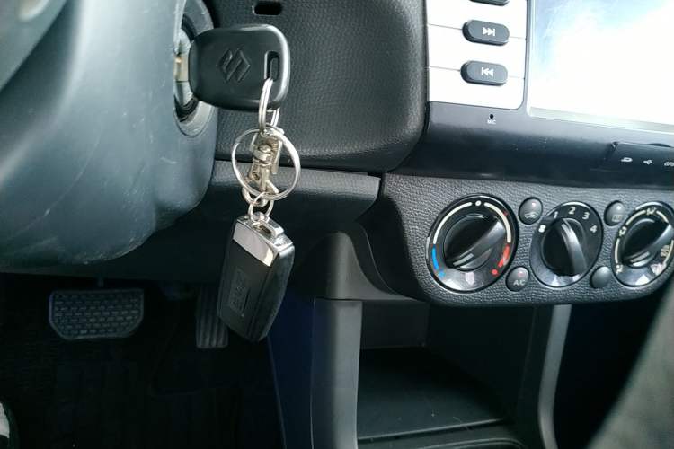 Used Suzuki Swift 2015 1.5L Automatic Limited Edition
