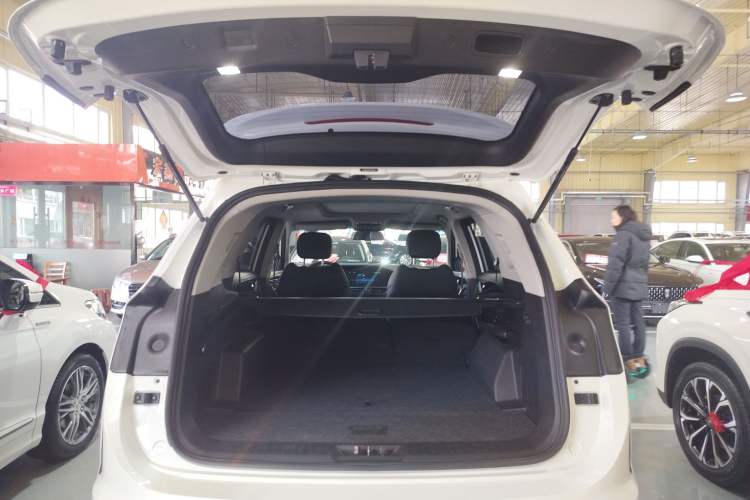 Used JETOUR X90 2020 1.6T DCT Shadow Edition 5 Seats
