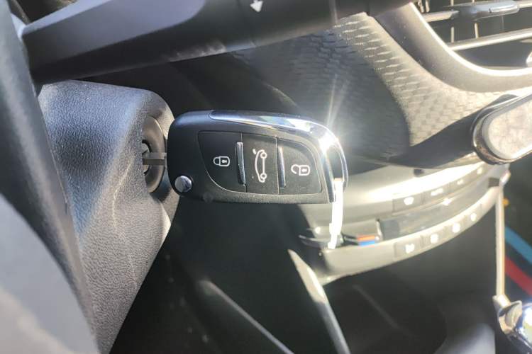 Used Peugeot 2008 2018 1.6L Automatic Fashion Edition