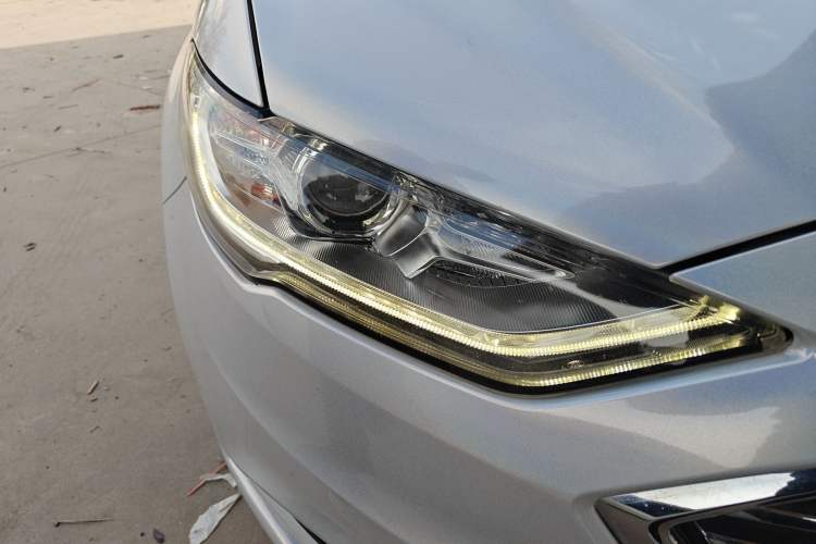 Used Ford Mondeo 2017 EcoBoost 180 Stylish Model
