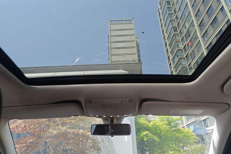 Used Mercedes-Benz E-Class 2018 Facelift E 200 L Sport 4MATIC
