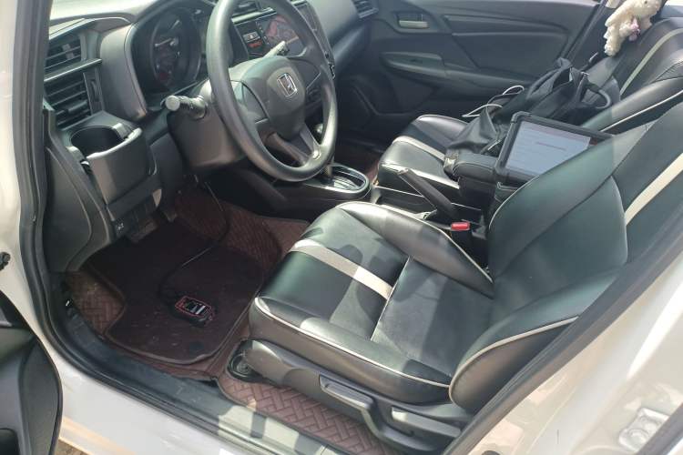 Used Honda Fit 2018 1.5L CVT Comfort Sunroof Version