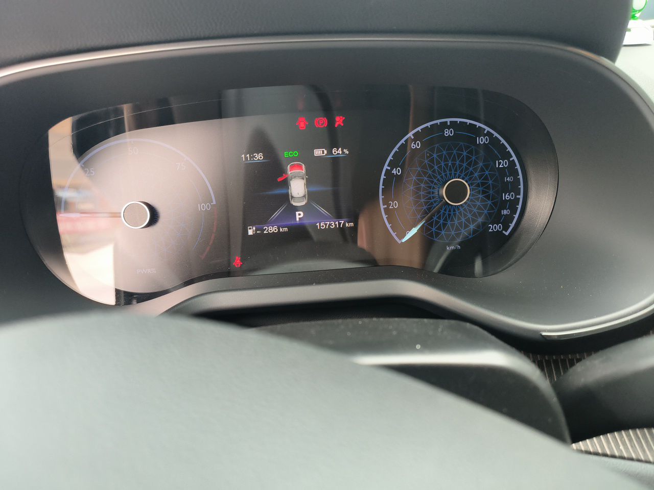 Hongqi E-QM5 2023 Base Travel Edition — снимка 12