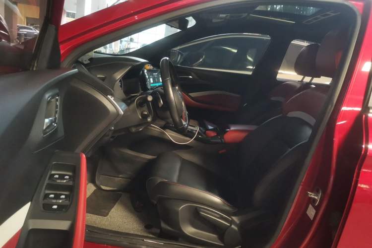 Used MG 5 2021 300TGI DCT Elegant Luxury Edition
