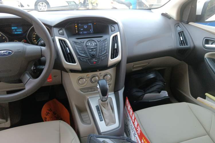 Used Ford Focus 2012 Sedan 1.6L Automatic Comfort Model