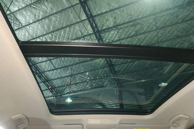 Used Volkswagen Tiguan L 2020 330TSI Automatic Two-Wheel Drive Panoramic Comfort Edition China VI Standard