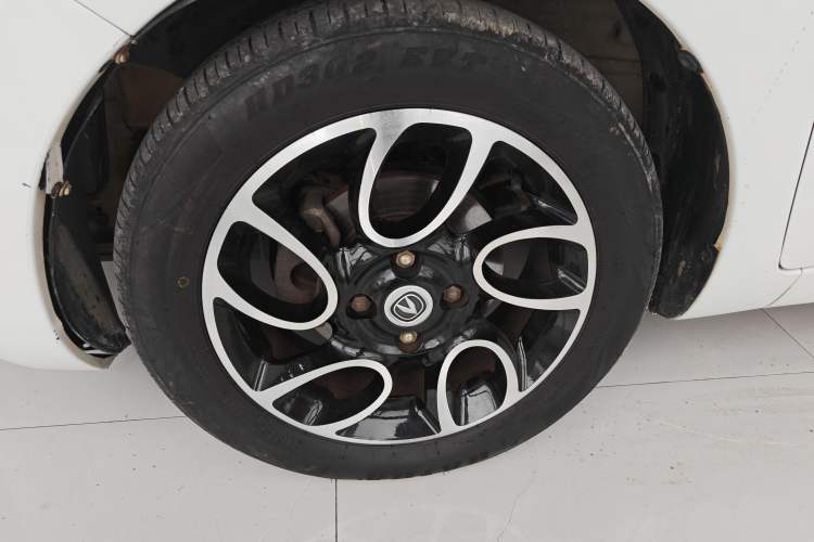 Used CHANGAN Benni 2015 1.4L IMT Luxury Model China IV Left Front Wheel Hub