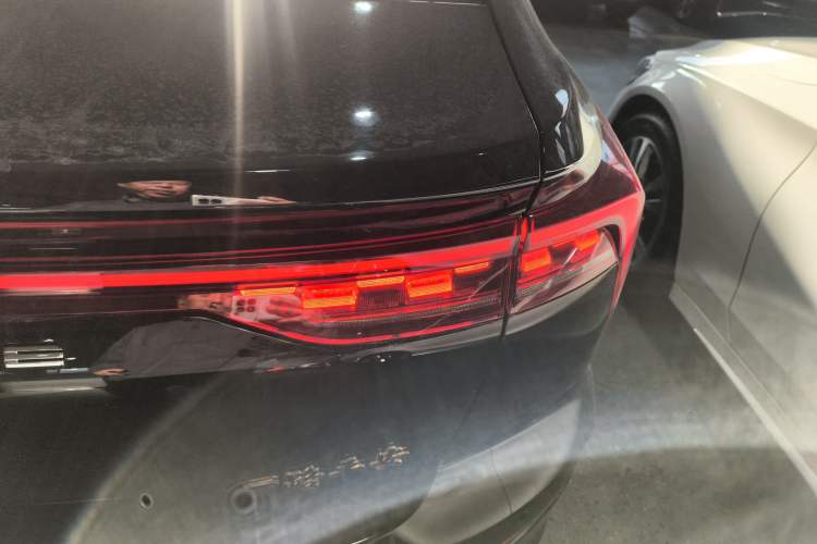 Used Bestune B70 2025 Dragon Edition 1.5T Enjoyment Model
