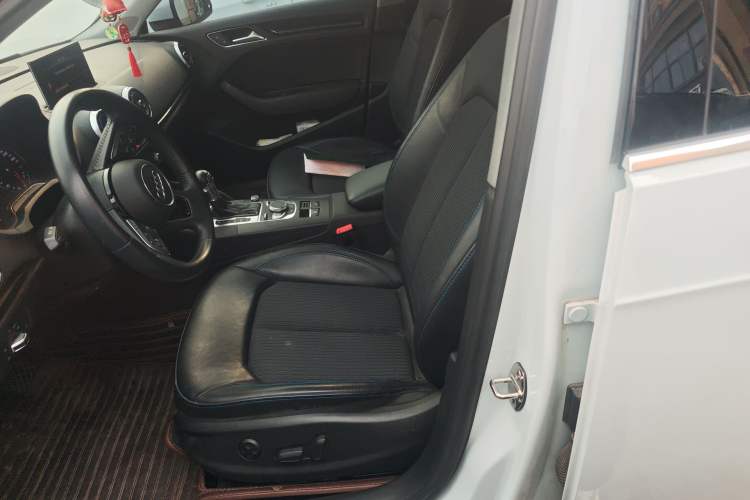 Used Audi A3 2018 30th Anniversary Edition Sportback 35 TFSI Fashion Model