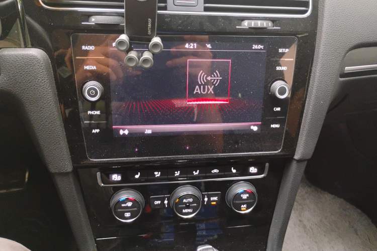 Used Volkswagen Golf GTI 2018 2.0 TSI GTI Audio And AC Panel