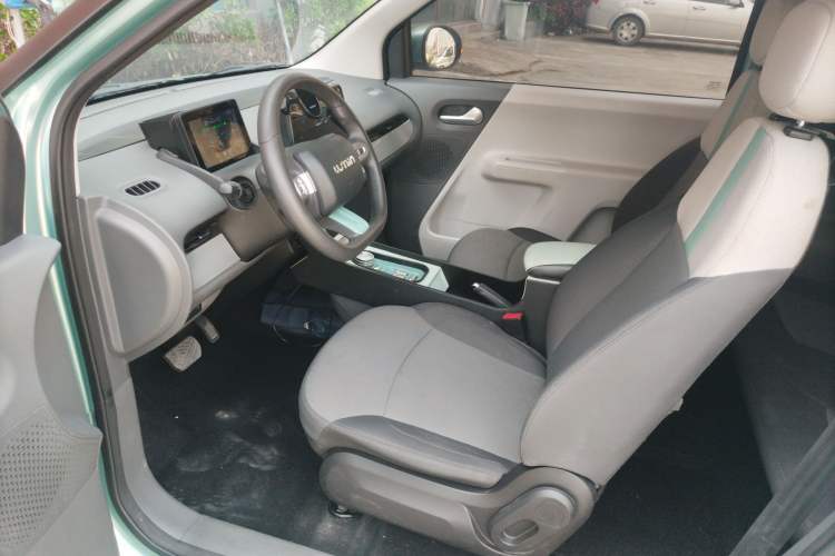 Used CHANGAN NEVO Lumin 2022 155 km – Refreshingly Sweet Edition Driver Seat