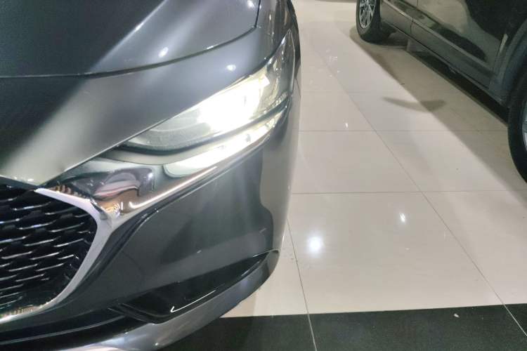 Used Mazda 3 Axela 2020 2.0L Automatic Zhiya Edition
