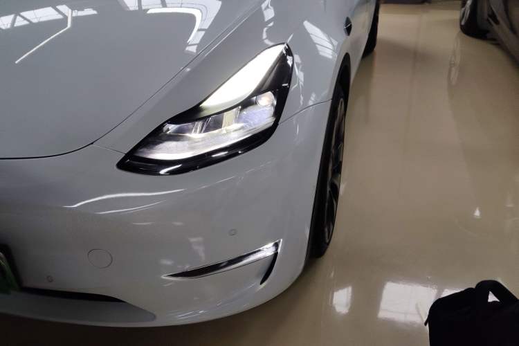 Used Tesla Model Y 2022 Performance High-Performance All-Wheel-Drive Version