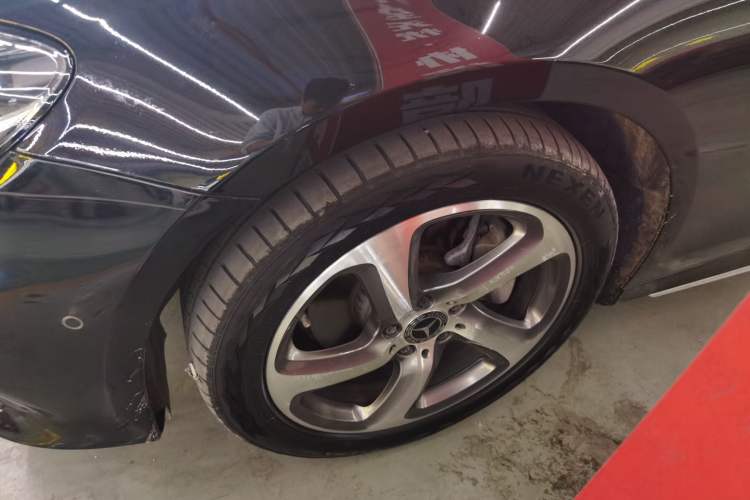 Used Mercedes-Benz E-Class 2018 Facelift E 200 L Sport 4MATIC