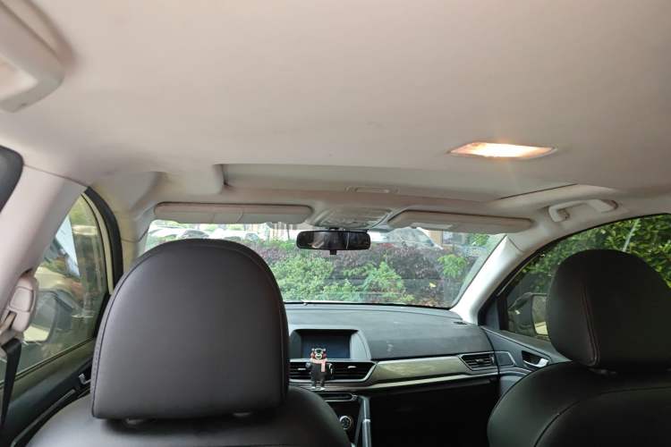 Used Haval H6 2018 Sport Edition 1.5T Automatic Two-Wheel Drive Elite Model China V Standard Headliner