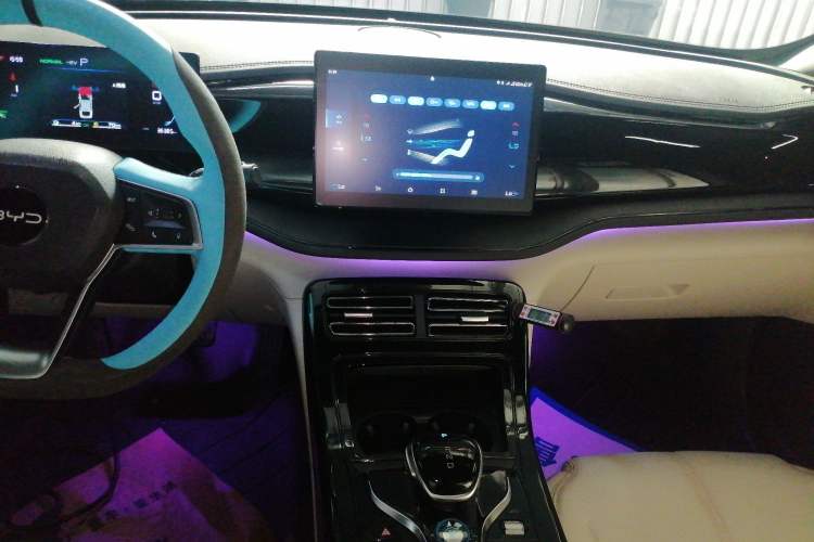 Used BYD Qin PLUS 2024 HONOR Edition DM-i 55KM Leading Model