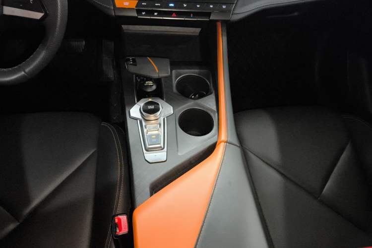 Used CHANGAN UNI-V 2022 1.5T Prestige Version