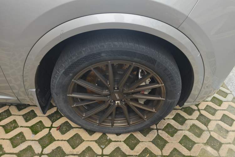 Used Li Auto L8 2023 Pro Model