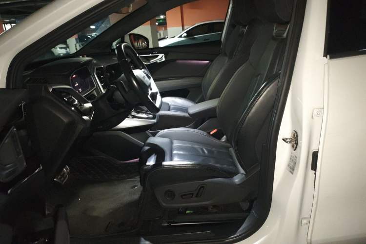 Used Audi Q4 e-tron 2022 40 e-tron Adventure Edition