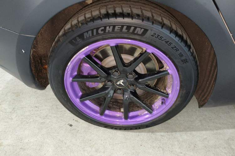 Used Tesla Model 3 2019 Long-Range Rear-Wheel-Drive Version Right Rear Wheel Hub