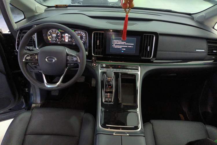 Used GAC Trumpchi M8 2023 Lingxiu Series 390T Prestige Edition Center Console