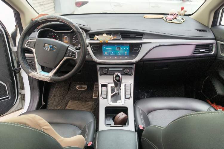 Used Geely Auto Emgrand GS 2018 Sport Edition 1.4T Automatic LingShang Model Center Console