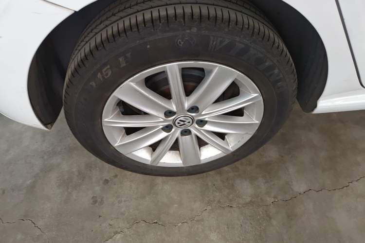 Used Volkswagen Polo 2014 1.6L Automatic Comfort Edition Exterior 5