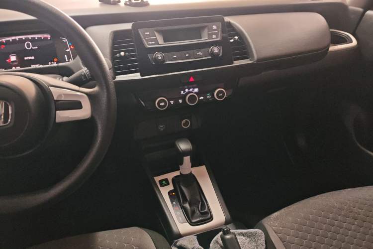 Used Honda Fit 2021 1.5L CVT Trend Edition Audio And AC Panel