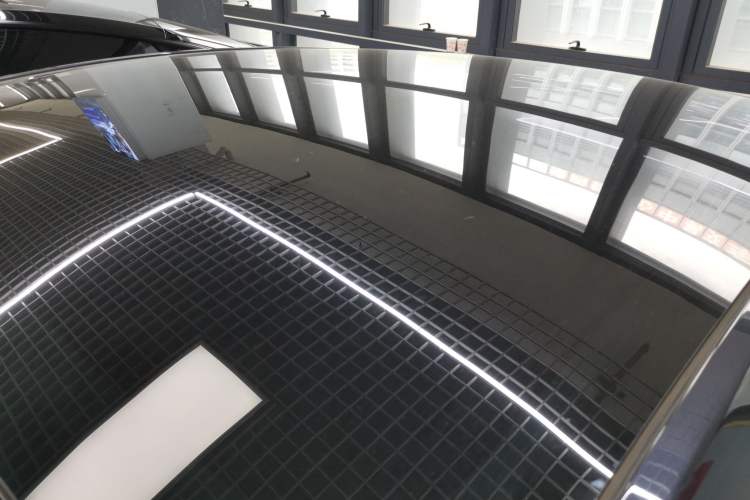 Used Tesla Model Y 2024 Rear-Wheel-Drive Version Roof